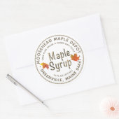 Ahornsirup in vergoldetem Schriftart mit farbenfro Runder Aufkleber (Umschlag)