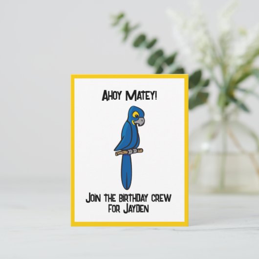 Ahoy Matey Pirate Parrot Cartoon, Funny Macaw Bird Einladung (Stehend Vorderseite)