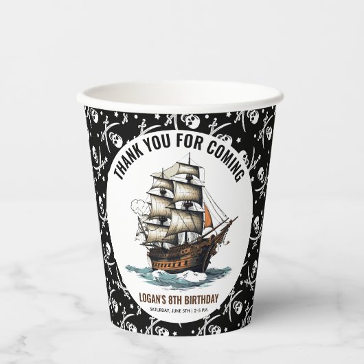 Ahoy! Piratenschiff 8. Geburtstag Pappbecher (Vorderseite)