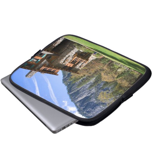 Ahwahnee Laptopschutzhülle (Vorne Knopf)