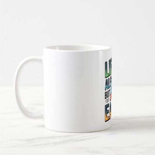 AI-Algorithmus-Zitat - Leben erleichtert Kaffeetasse (Links)