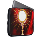 AI Art gesegnet Sacrament Host in einem Monstranz Laptopschutzhülle (Vorne Rechts)