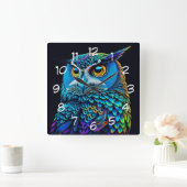 Ai generierte farbenfrohe Owl Quadratische Wanduhr (Zuhause)