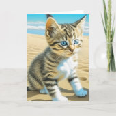 AI Gray Tabby Kitten spielt am Strand Karte (Vorderseite)