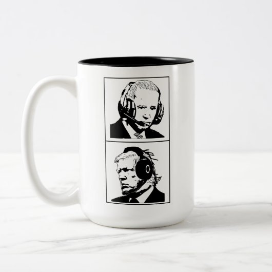 AI Präsidenten Gaming Joe Biden Donald Trump Funny Zweifarbige Tasse (Links)