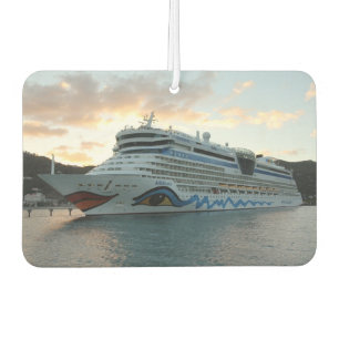 AIDAluna Kreuzfahrtschiff in Road Town auf Tortola Autolufterfrischer