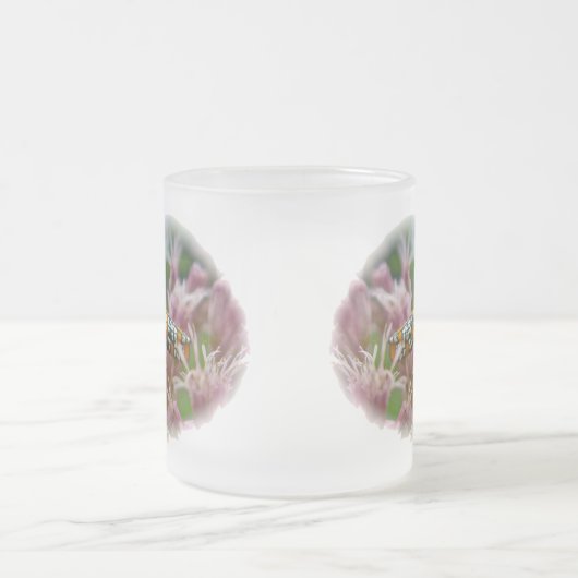 Ailanthus Web Worm Moth auf Ironweed Mattglastasse (Mittel)