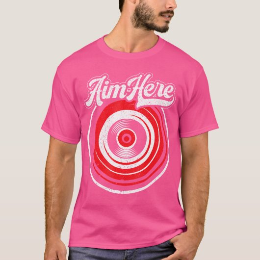 Aim Here Darts Darts Player Shooting Sport T-Shirt (Vorderseite)