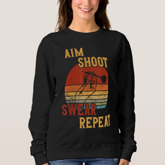 Aim Shoot Swear Repeat Darts Sweatshirt (Vorderseite)
