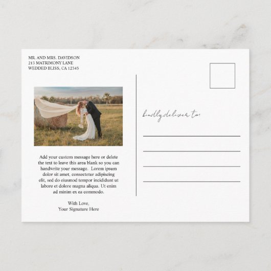 Aimee Rustic Script Moderne Hochzeit Postkarte (Rückseite)
