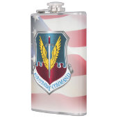 Air Combat Command mit amerikanischer Flagge Flachmann (Links)
