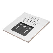 Air Fryer Queen Beverage Fliese (Seite)