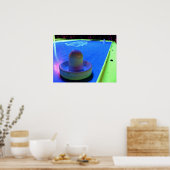 Air Hockey-Tisch und Ballett mit Neonbeleuchtung Poster (Küche)