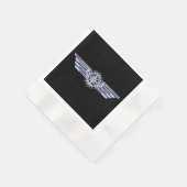 Air Pilot Chrome like Wings Compass auf schwarz Serviette (Ecke)