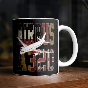 Airbus A320 Jetliner. Vintage europäische Flaggen Kaffeetasse