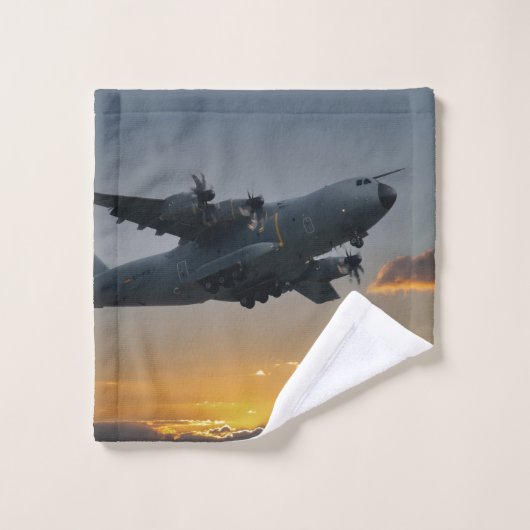 Airbus A400M bei Sunset Badhandtuch Set (Waschlappen)