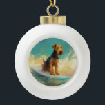 Airedale Beach Surfgrafik Keramik Kugel-Ornament<br><div class="desc">Tauchen Sie ein in die spielerische Welt des Kaninchen-Abenteuers mit diesem faszinierenden Bild. Ein gepflegter Hund geht zu den Wellen und reitet geschickt auf einem sonnengeküssten Strand. Das lebendige Kunstwerk vereint wunderbar das Wesentliche der Erregung am Strand, während der Hund furchtlos auf den Wellen reitet und den Geist von Spaß...</div>
