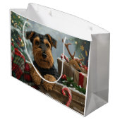 Airedale Dog Weihnachten Große Geschenktüte (Rückseite Schrägansicht)