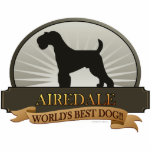 Airedale Freistehende Fotoskulptur<br><div class="desc">Traditionell hieß es "König der Terrier", denn vor der Schöpfung der schwarzen russischen Terrier durch den NKVD war die Airedale die größte der Terrier-Rassen. Die Rasse wurde auch als Waterside Terrier bezeichnet, weil sie ursprünglich gezüchtet wurde, um in und um die Täler des Flusses Aire, der durch Airedale läuft, zu...</div>