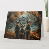 Airedale Halloween Night Doggy Delikatesse Karte (Vorderseite)