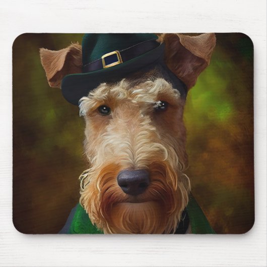 Airedale Hund am St. Patrick's Day Mousepad (Vorne)