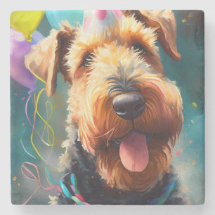 Airedale Hund mit Geburtstagshut und Ballons Steinuntersetzer