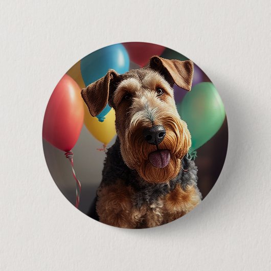 Airedale Hund mit Kuchen und Ballons Button (Vorderseite)