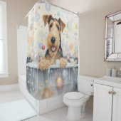 Airedale in Bathtub Kunst, Dichtung und Musik Duschvorhang (Beispiel)