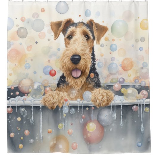 Airedale in Bathtub Kunst, Dichtung und Musik Duschvorhang (Vorderseite)