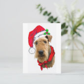 Airedale in der Weihnachtsmannmütze Feiertagspostkarte (Stehend Vorderseite)