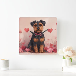 Airedale mit Rosen - Valentinstag Quadratische Wanduhr