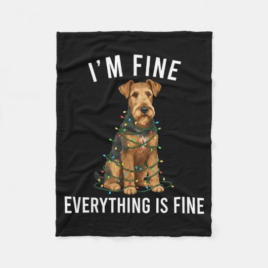 Airedale Terrier Christmas I'm Fine Everything Is  Fleecedecke (Vorderseite)