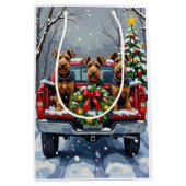 Airedale Terrier Christmas Red Truck Holiday Mittlere Geschenktüte (Vorderseite)