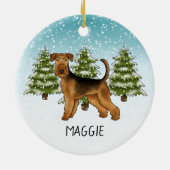 Airedale Terrier Dog Snowy Winterwald und Name Keramik Ornament (Hinten)
