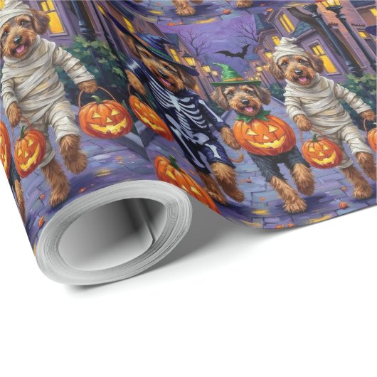 Airedale Terrier Dogs Trick-or-Treating Halloween Geschenkpapier (Rolleneckpunkt)