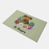 Airedale Terrier Hund und farbenfrohe Blume grün Fußmatte (Schrägansicht)