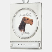 Airedale Terrier Mama 2 Banner-Ornament Silber (Links)
