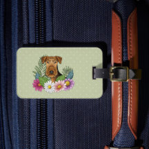 Airedale Terrier mit farbigen Blume und Text