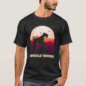 Airedale Terrier und Moon Halloween T-Shirt (Vorderseite)