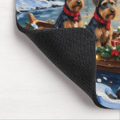 Airedale Terrier Weihnachtsboot Urlaub Mousepad (Ecke)