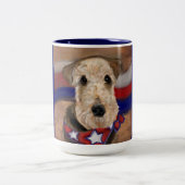 AIREDALE TERRIER ZWEIFARBIGE TASSE (Mittel)