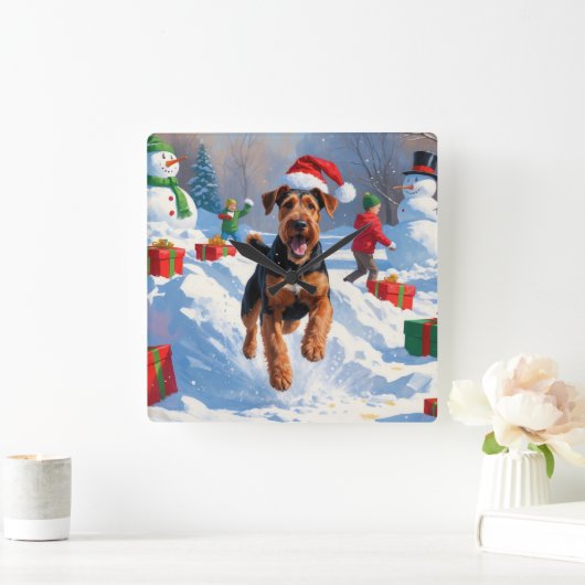 Airedale Weihnachtsfest Schneeszene Quadratische Wanduhr (Zuhause)