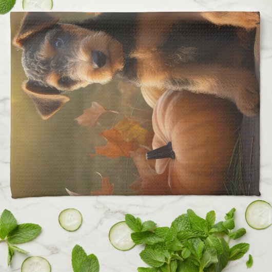 Airedale Welpe Herbst Kürbis Geschirrtuch (Gefaltet)