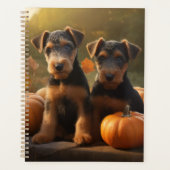 Airedale Welpe Herbst Kürbis Planer (Vorderseite)