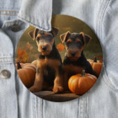 Airedale-Welpe Herbstfreude Kürbis Button (Beispiel)