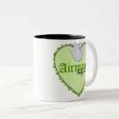 Airman's Lucky Charm Zweifarbige Tasse (VorderseiteRechts)