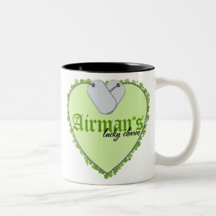 Airman's Lucky Charm Zweifarbige Tasse