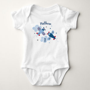 Airplane Stars Clouds Boy Geburtstag Baby Strampler