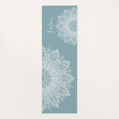 Airy White Mandalases Over Blue Green Personalisie Yogamatte (Rückseite)