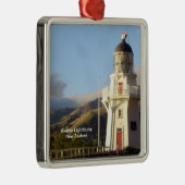 Akaroa Lighthouse, Neuseeland Ornament Aus Metall (Rechts)